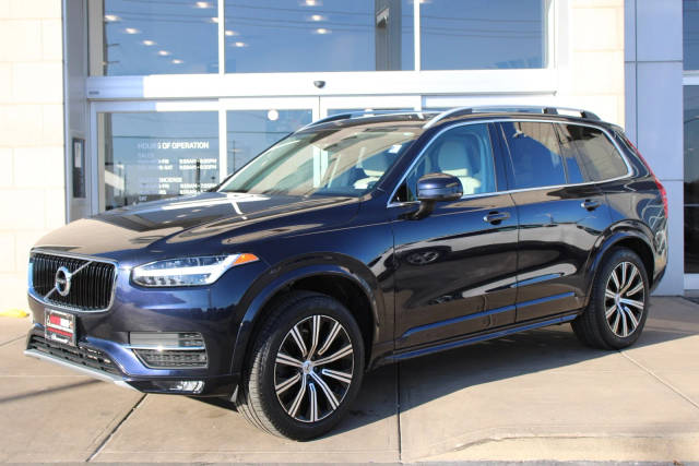 2019 Volvo XC90 Momentum AWD photo