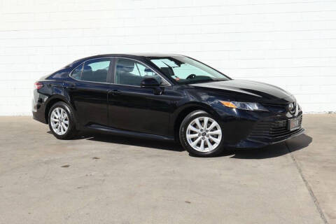 2019 Toyota Camry LE FWD photo