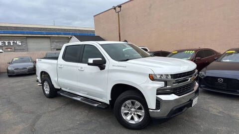 2019 Chevrolet Silverado 1500 LT 4WD photo