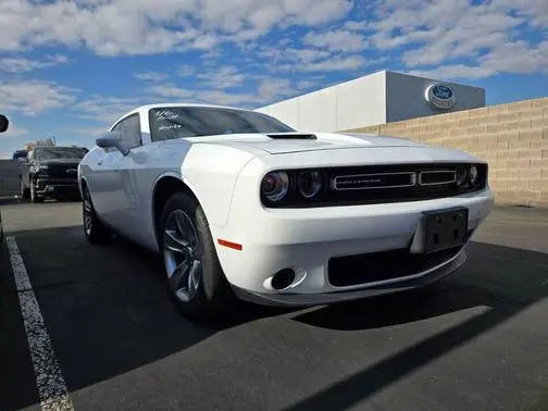 2019 Dodge Challenger SXT RWD photo