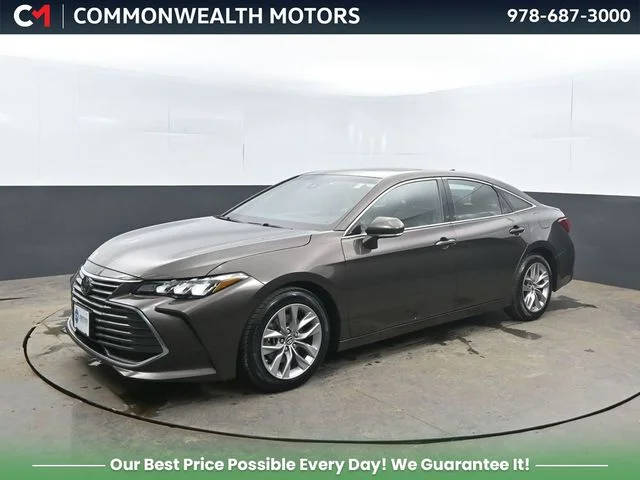 2019 Toyota Avalon XLE FWD photo