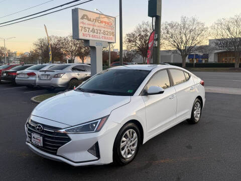 2020 Hyundai Elantra SE FWD photo