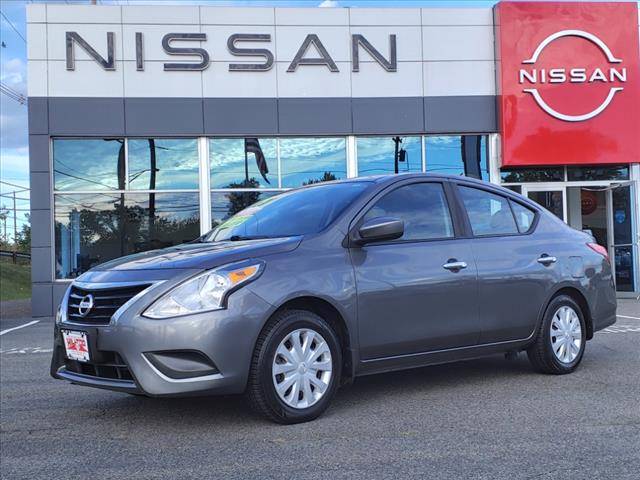 2019 Nissan Versa SV FWD photo