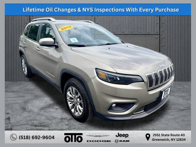 2019 Jeep Cherokee Latitude Plus 4WD photo