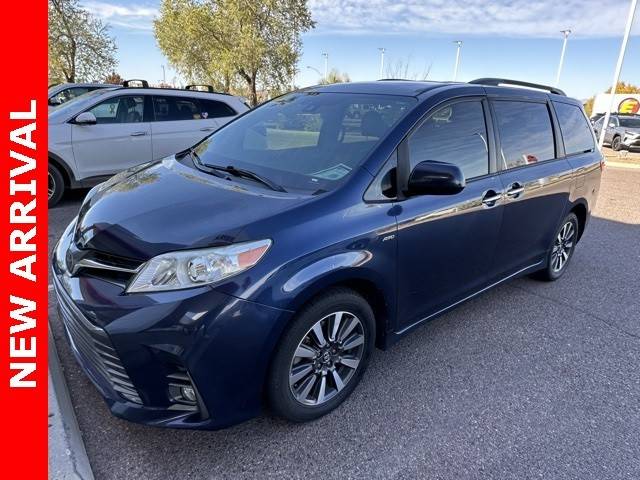 2020 Toyota Sienna XLE AWD photo