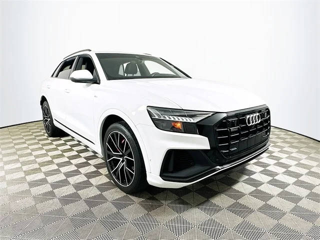 2019 Audi Q8 Prestige AWD photo