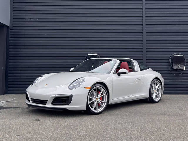 2019 Porsche 911 4S AWD photo