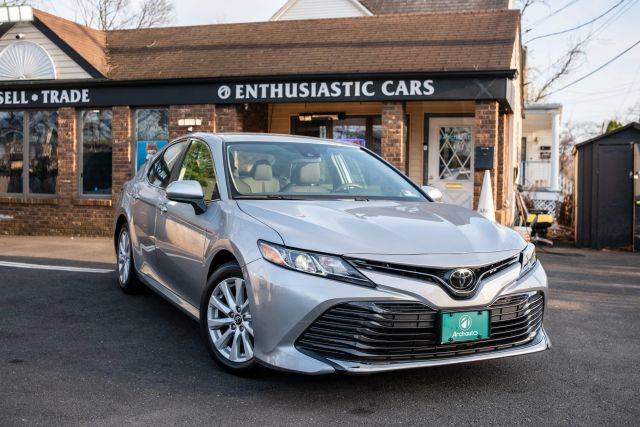 2019 Toyota Camry LE FWD photo