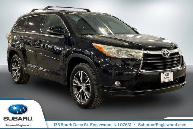 2016 Toyota Highlander XLE AWD photo