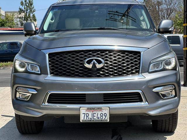 2015 Infiniti QX80 RWD photo