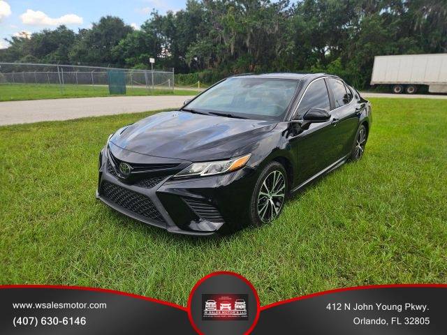 2019 Toyota Camry SE FWD photo