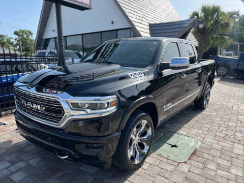 2019 Ram 1500 Limited 4WD photo