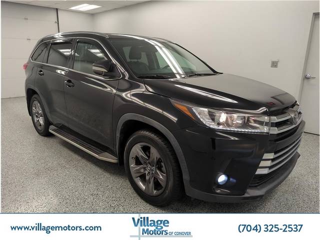 2019 Toyota Highlander Limited Platinum FWD photo