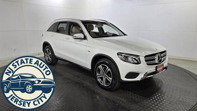 2019 Mercedes-Benz GLC-Class GLC 350e AWD photo
