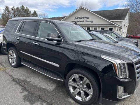 2019 Cadillac Escalade Luxury 4WD photo