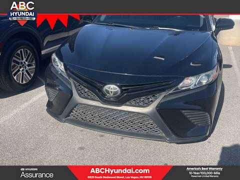 2019 Toyota Camry SE FWD photo