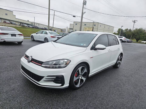 2019 Volkswagen Golf GTI S FWD photo