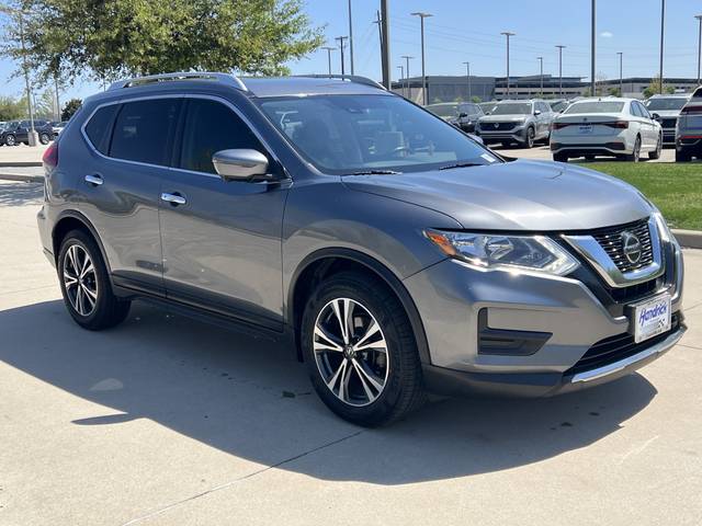 2019 Nissan Rogue SV FWD photo