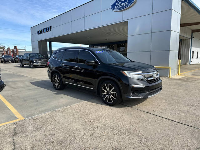 2019 Honda Pilot Touring 7-Passenger FWD photo