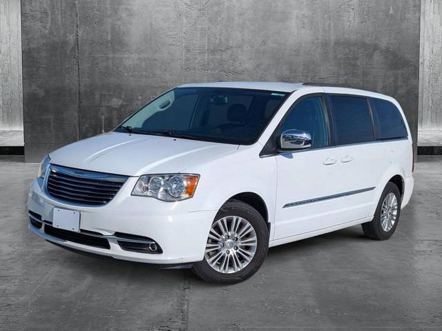 2015 Chrysler Town and Country Touring-L FWD photo