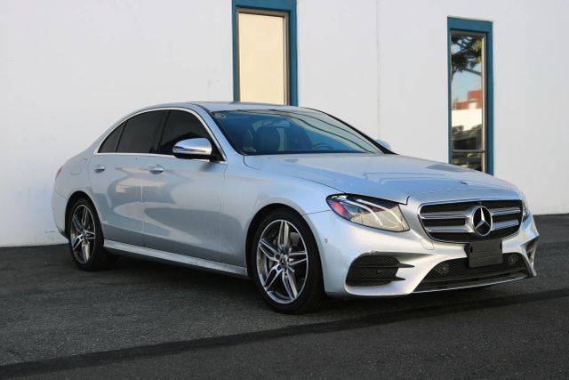 2019 Mercedes-Benz E-Class E 300 RWD photo