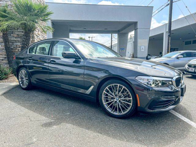 2019 BMW 5 Series 530i RWD photo