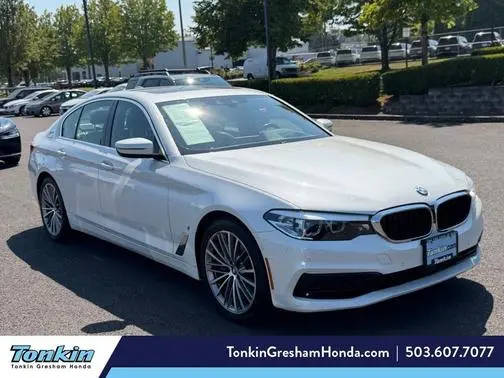 2019 BMW 5 Series 530e iPerformance RWD photo