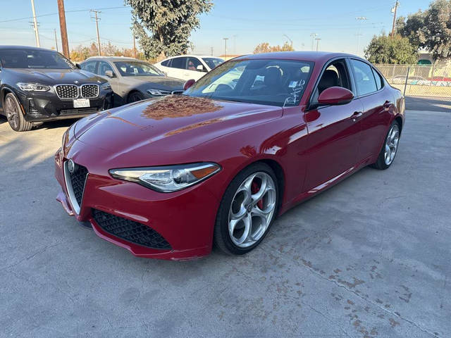 2019 Alfa Romeo Giulia Ti Sport RWD photo