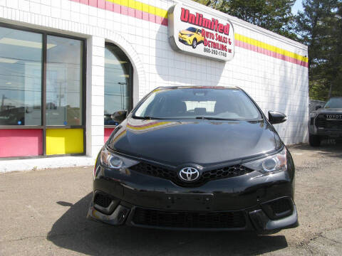2017 Toyota Corolla iM FWD photo