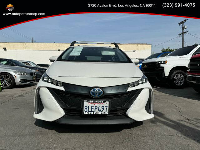 2019 Toyota Prius Prime Plus FWD photo