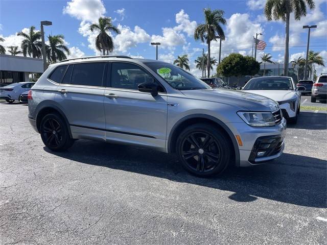 2019 Volkswagen Tiguan SEL R-Line Black FWD photo