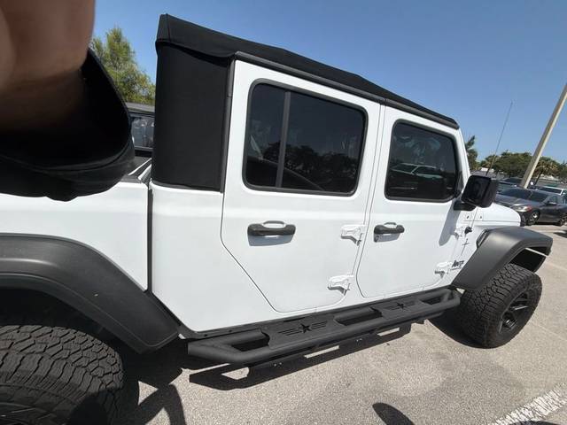 2020 Jeep Gladiator Sport S 4WD photo