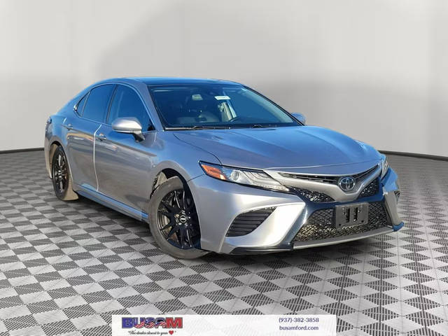 2019 Toyota Camry XSE FWD photo