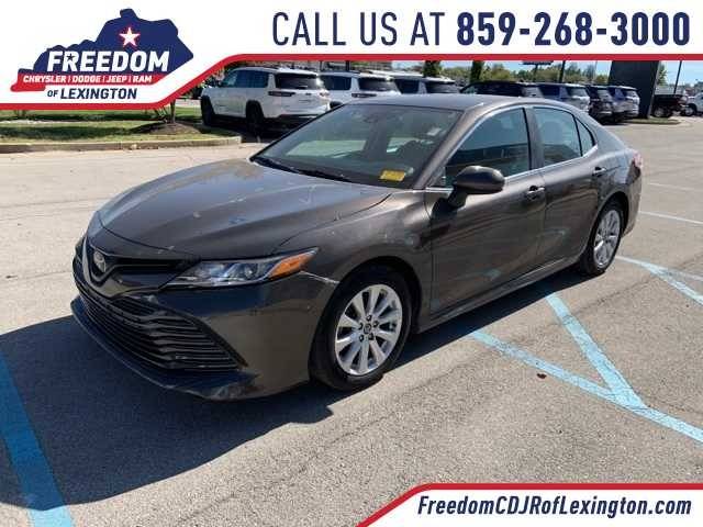 2019 Toyota Camry LE FWD photo