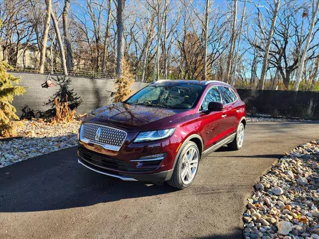 2019 Lincoln MKC Reserve AWD photo