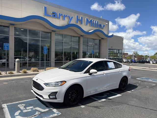 2019 Ford Fusion SE FWD photo