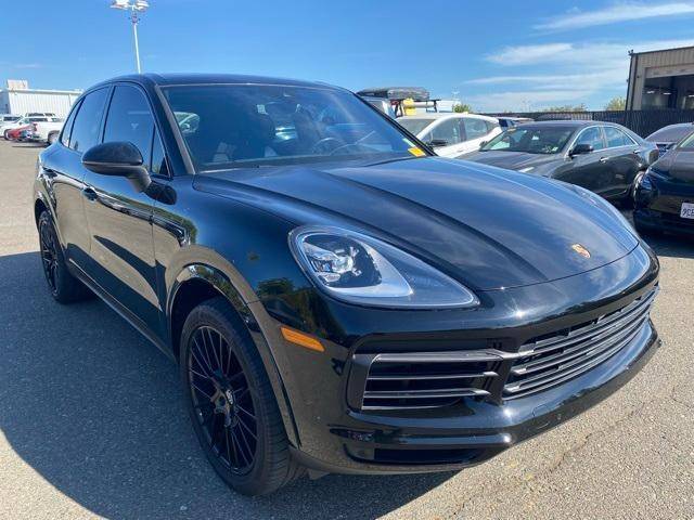 2019 Porsche Cayenne  AWD photo