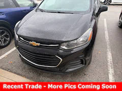 2019 Chevrolet Trax LS FWD photo