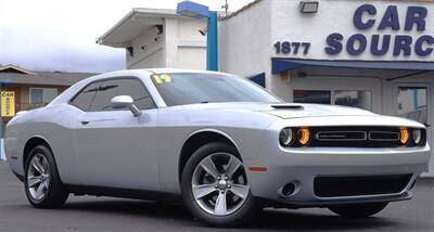 2019 Dodge Challenger SXT RWD photo