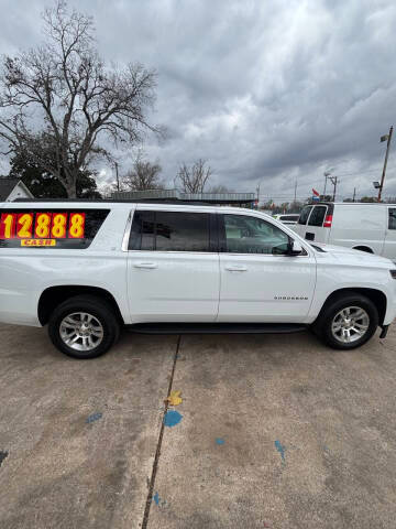 2019 Chevrolet Suburban LT RWD photo