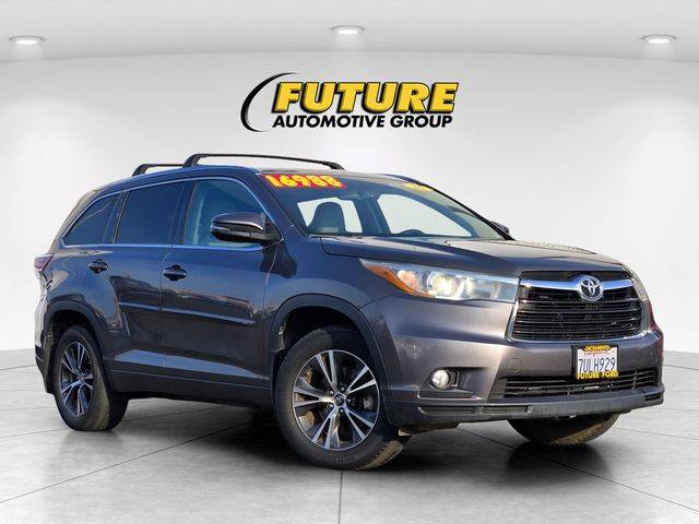 2016 Toyota Highlander XLE AWD photo