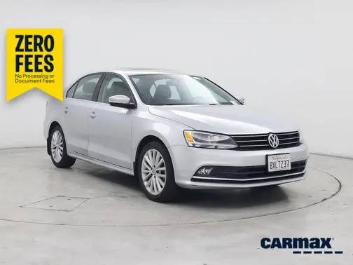 2015 Volkswagen Jetta 1.8T SE w/Connectivity/Navigation FWD photo