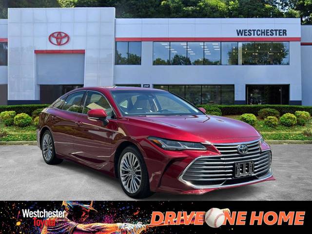 2019 Toyota Avalon Limited FWD photo