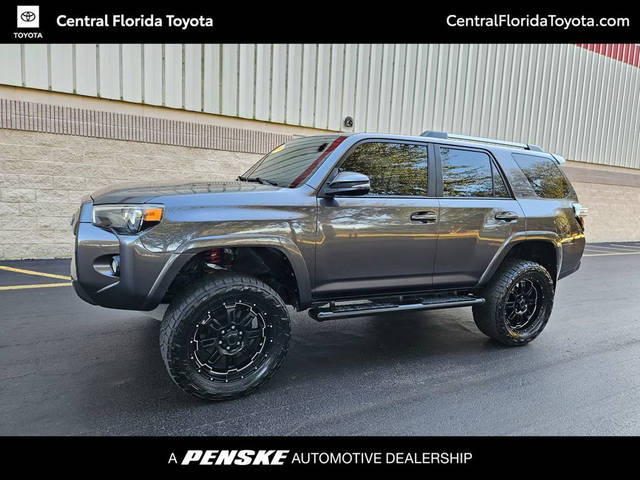 2019 Toyota 4Runner SR5 Premium 4WD photo