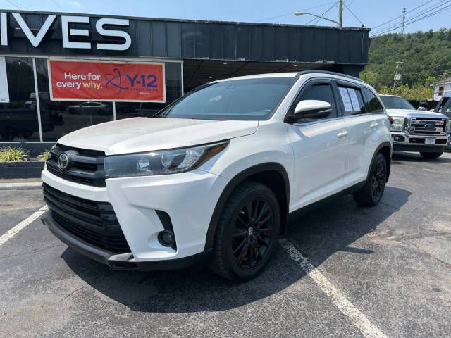 2019 Toyota Highlander SE AWD photo