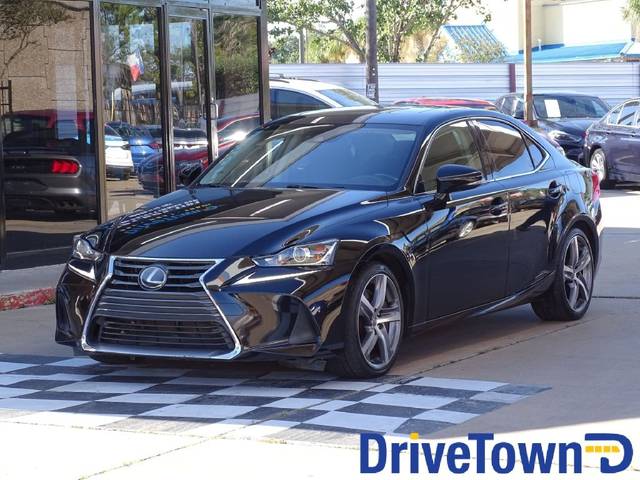 2019 Lexus IS IS 300 RWD photo