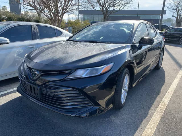 2019 Toyota Camry LE FWD photo