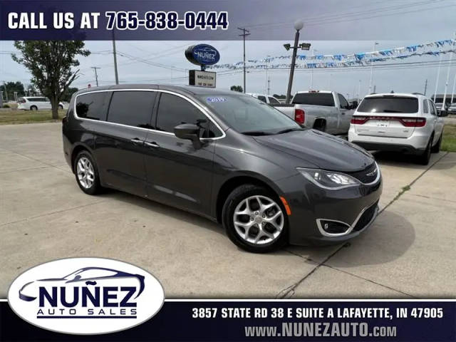 2019 Chrysler Pacifica Minivan Touring Plus FWD photo