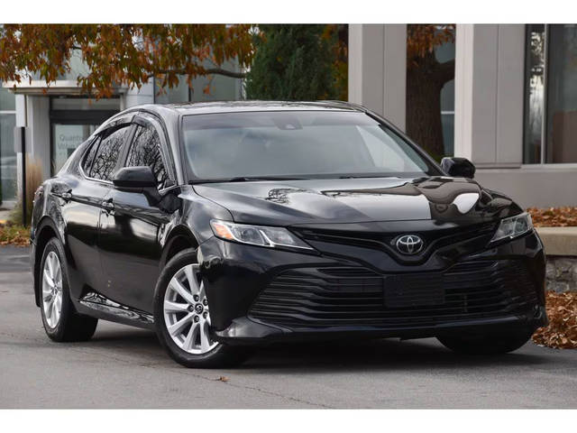 2019 Toyota Camry LE FWD photo