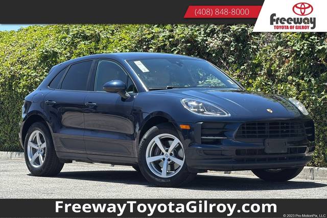 2019 Porsche Macan AWD photo